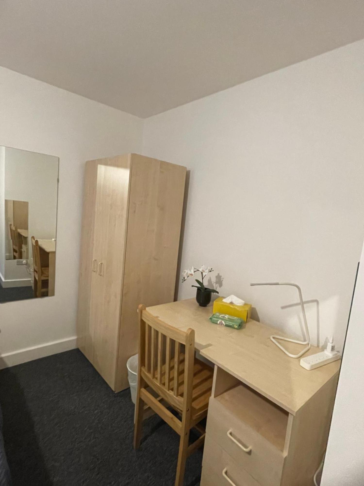 Lovely Triple And Quadruple Rooms In Euston & Square In Central London Londres Exterior foto