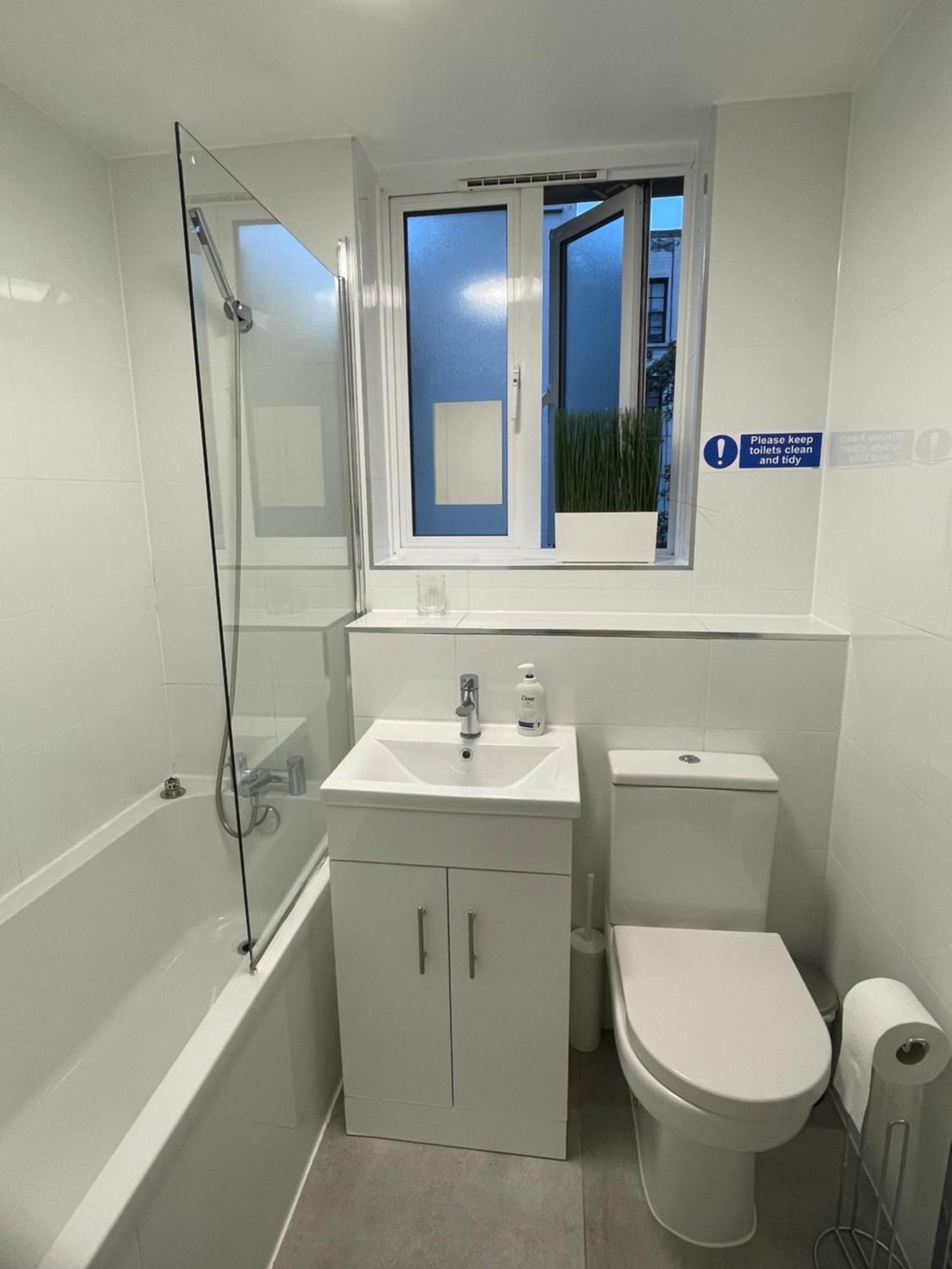 Lovely Triple And Quadruple Rooms In Euston & Square In Central London Londres Exterior foto