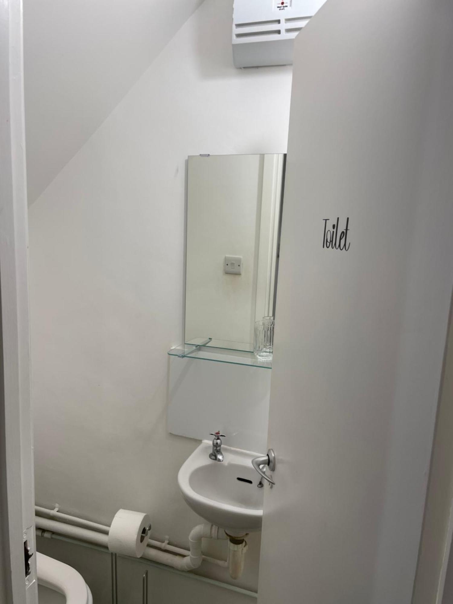 Lovely Triple And Quadruple Rooms In Euston & Square In Central London Londres Exterior foto